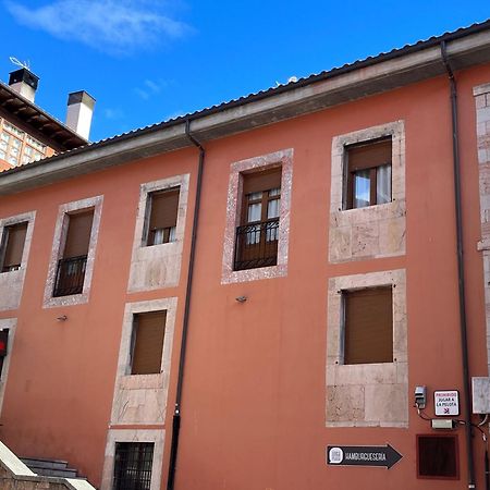 Apartamentosarturo Llanes Laplaza Atico Centrico Εξωτερικό φωτογραφία